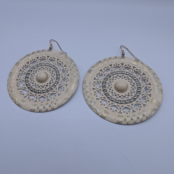 BOHO round earrings - Picture 2 of 5